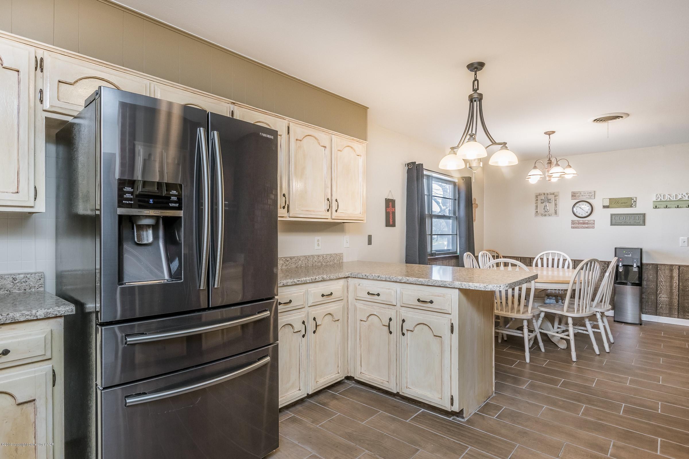 6701 Falcon Road Amarillo, TX 79109 - Photo 11 of 25 011_Kitchen-4