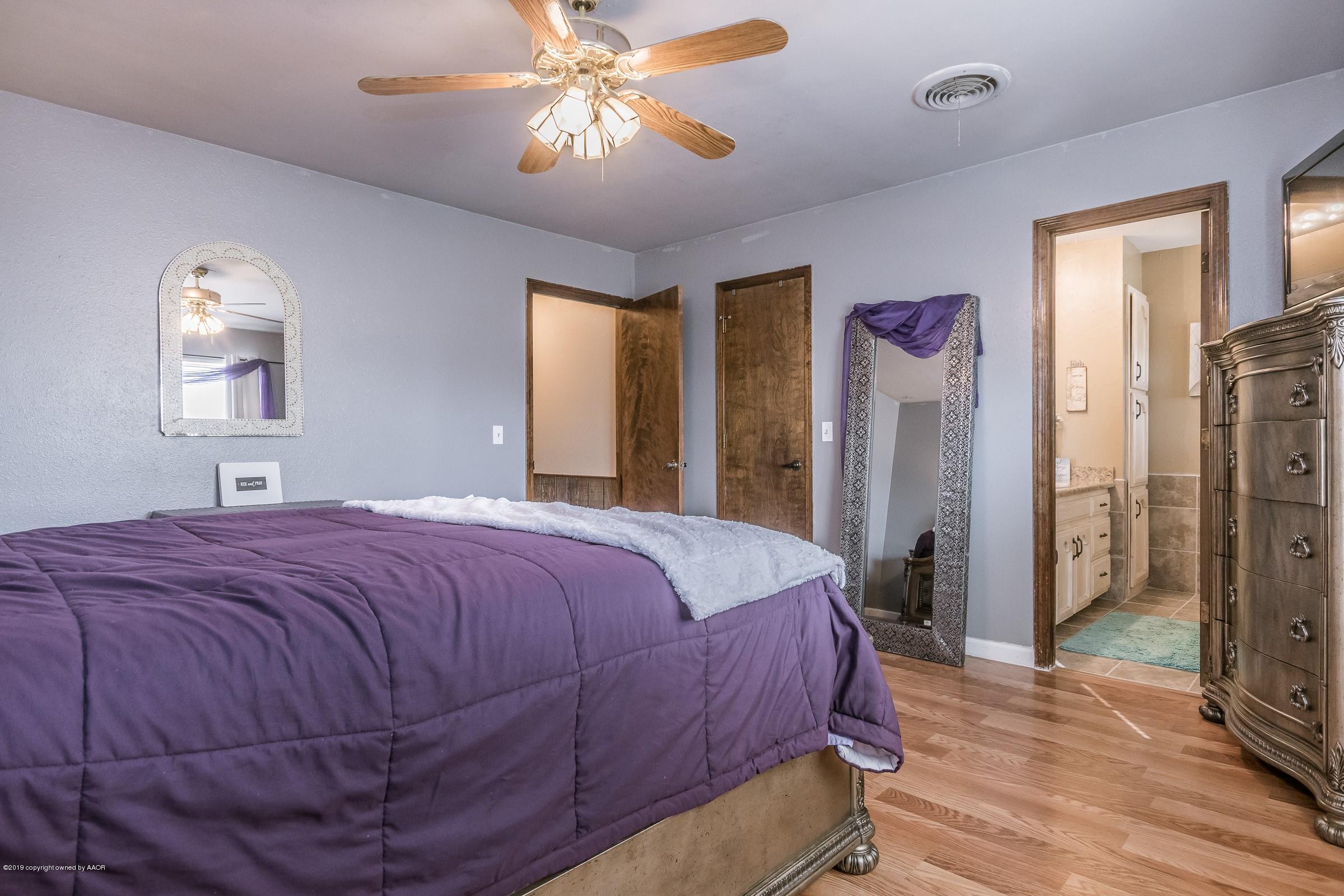 6701 Falcon Road Amarillo, TX 79109 - Photo 14 of 25 014_Master Bedroom-2
