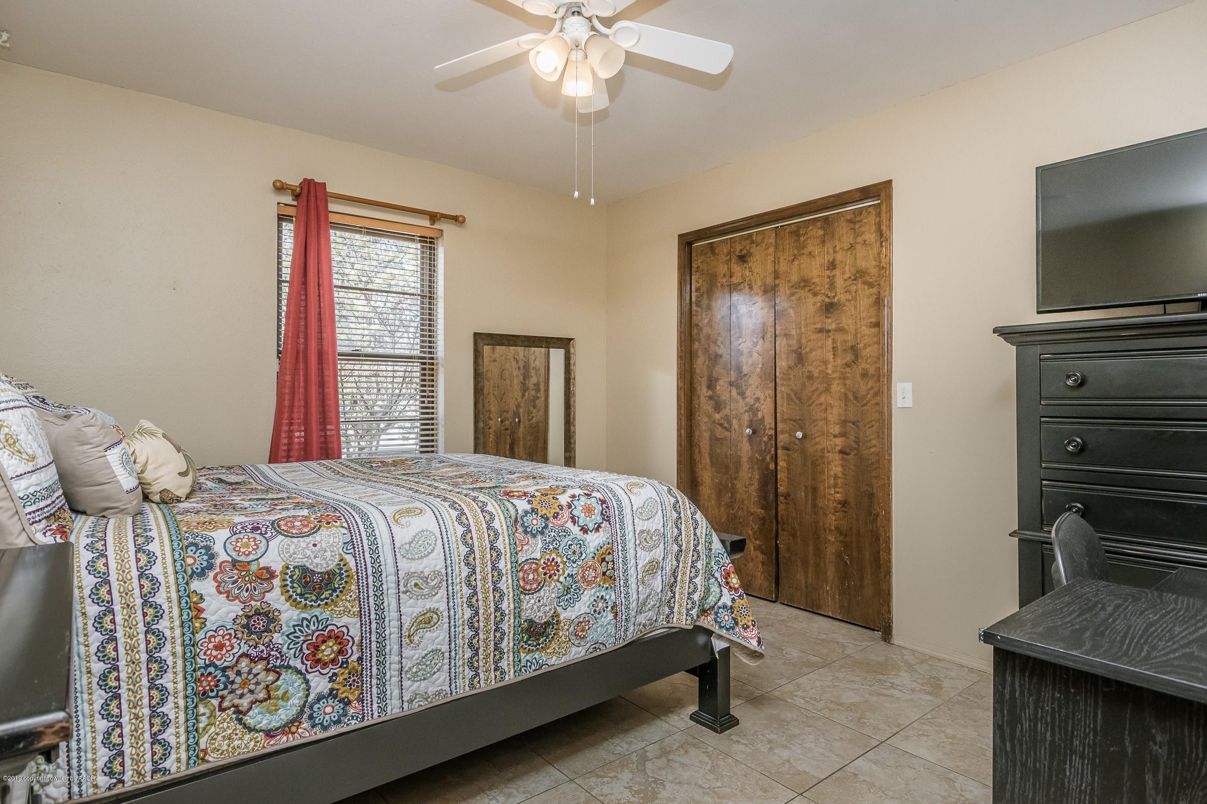 6701 Falcon Road Amarillo, TX 79109 - Photo 16 of 25 016_2nd Bedroom
