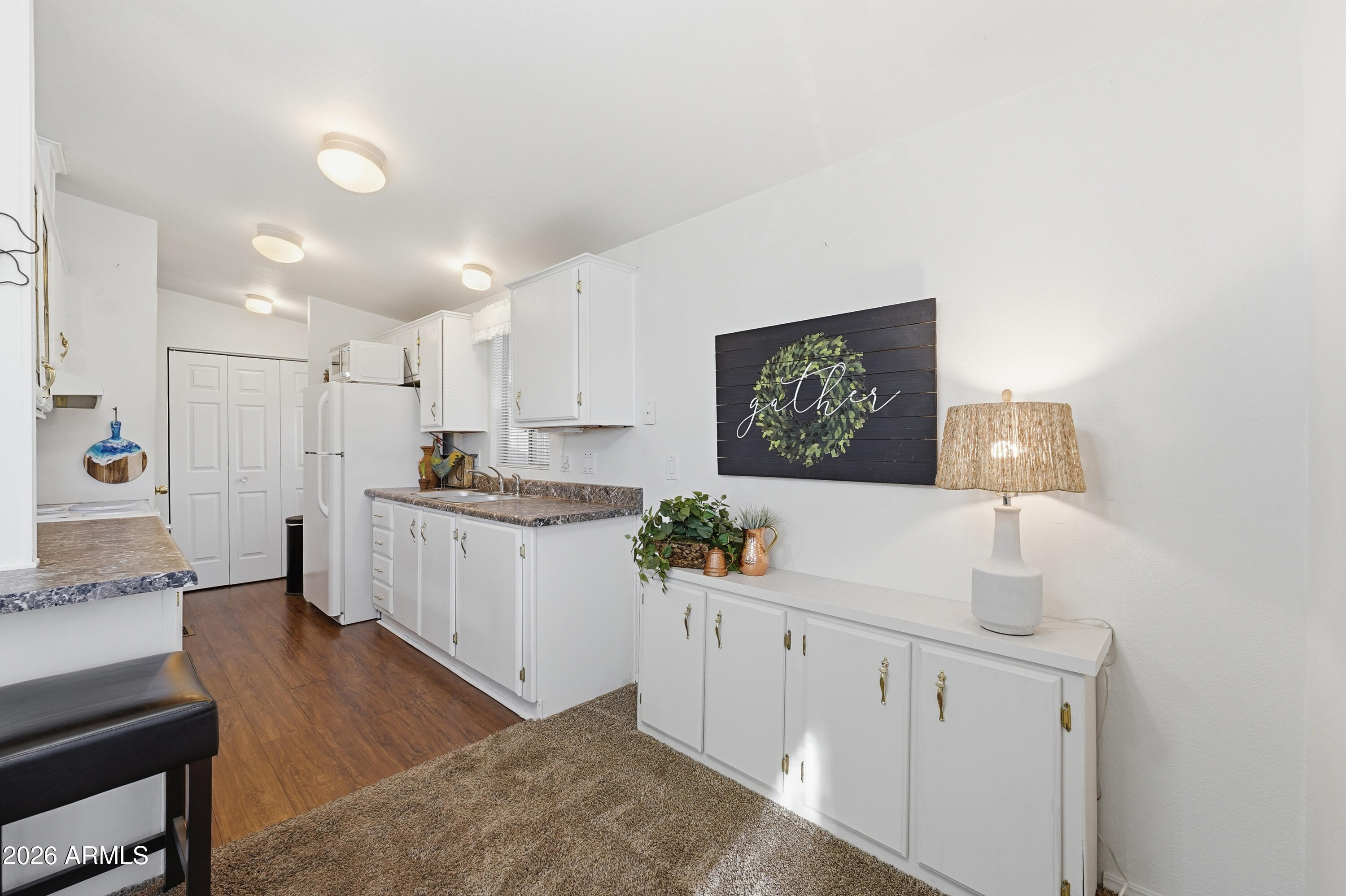 5735 East McDowell Road, Unit 221 Mesa, AZ 85215 - Photo 11 of 27 11-011-kitchen