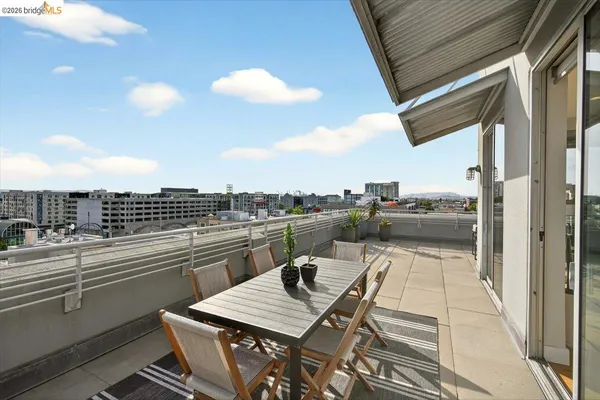 $1,175,000 | 201 4th Street, Unit 601, Oakland, CA 94607