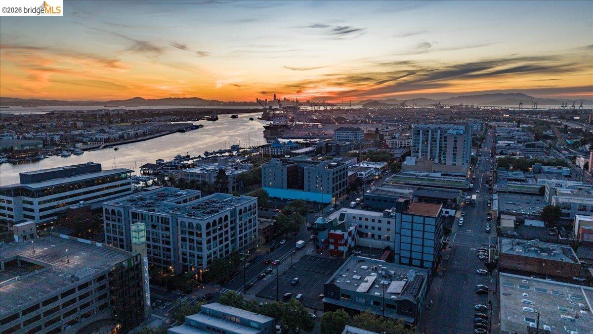 201 4th Street, Unit 601 Oakland, CA 94607 - Photo 48 of 58
