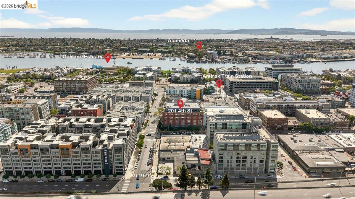 201 4th Street, Unit 601 Oakland, CA 94607 - Photo 53 of 58