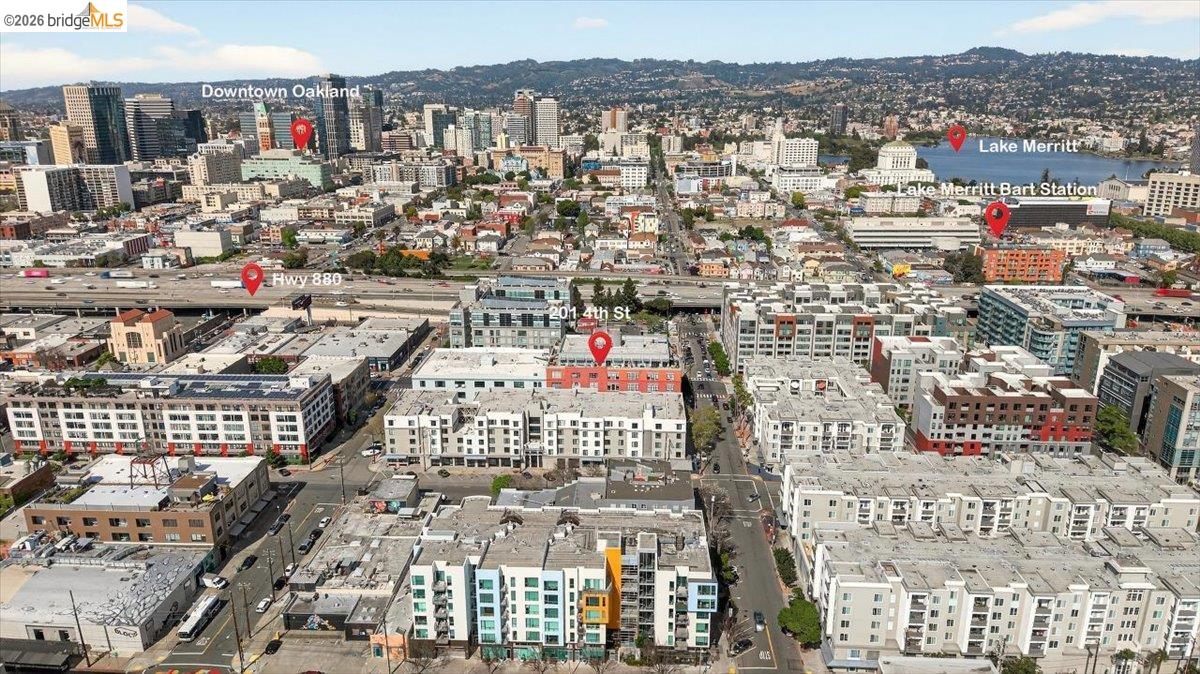 201 4th Street, Unit 601 Oakland, CA 94607 - Photo 57 of 58 a view of city