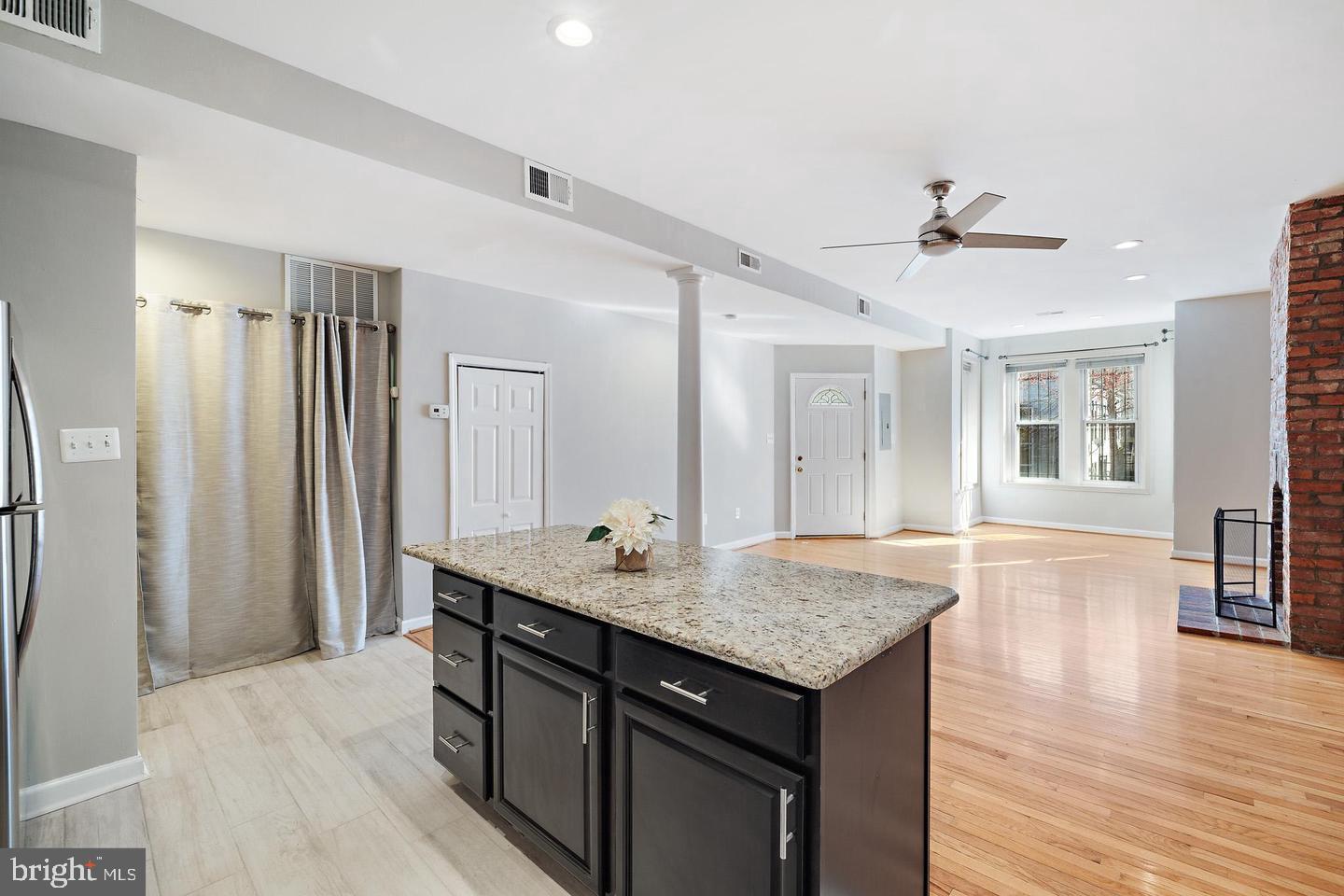 504 L Street Northeast, Unit A Washington, DC 20002 - Photo 9 of 20