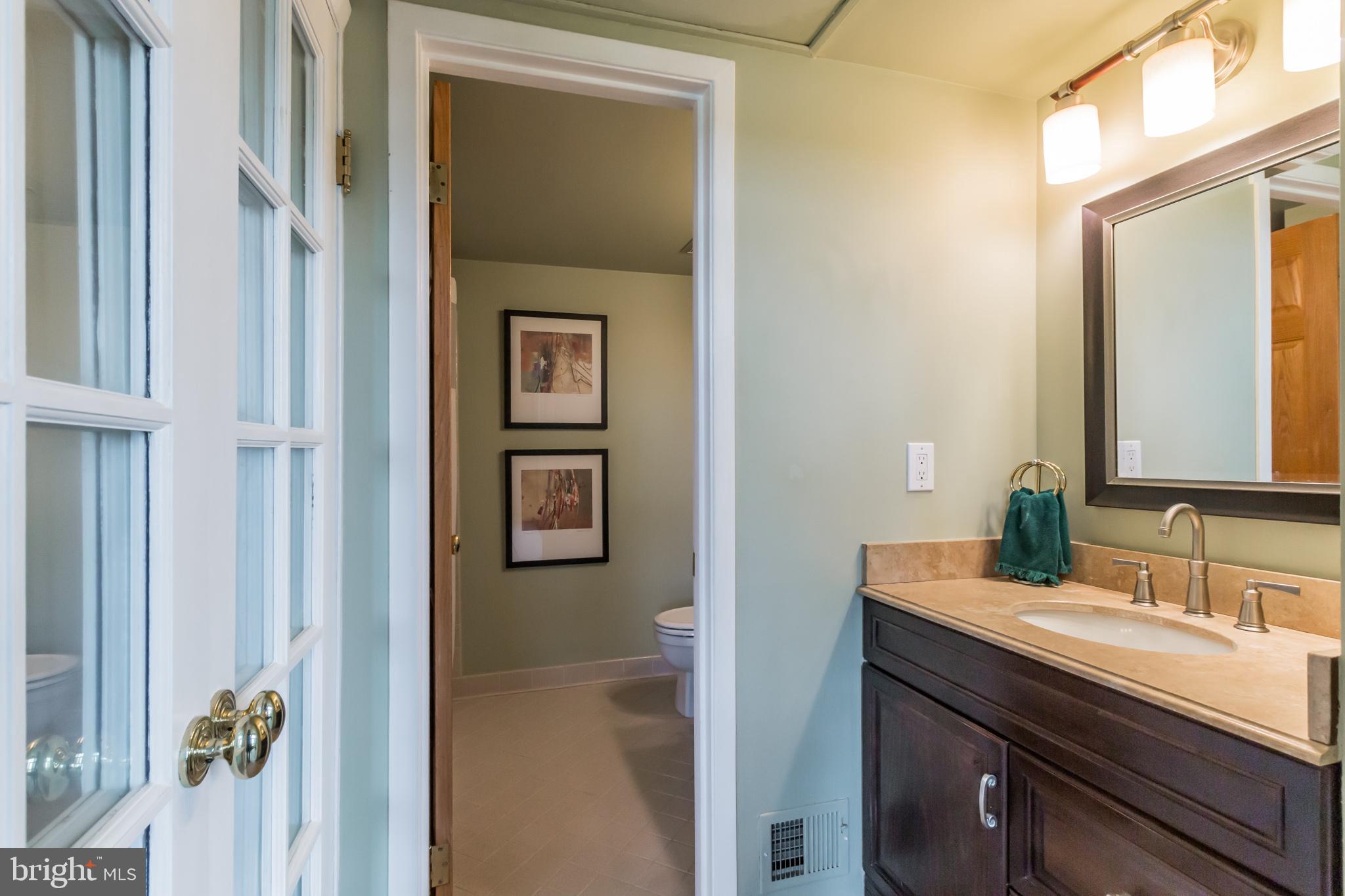 11115 Watermans Drive Reston, VA 20191 - Photo 19 of 42 Master Bathroom