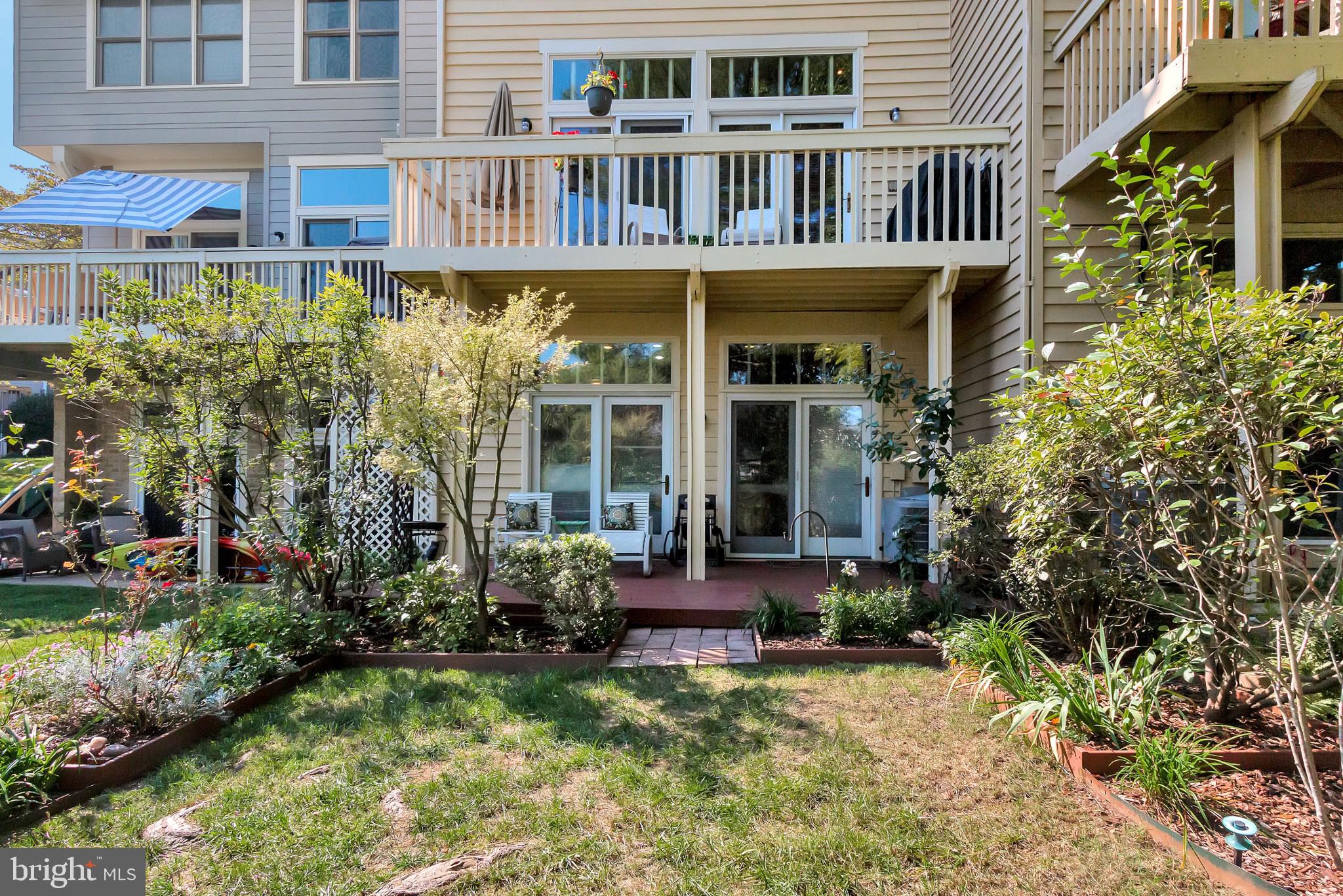 11115 Watermans Drive Reston, VA 20191 - Photo 35 of 42 Rear of House