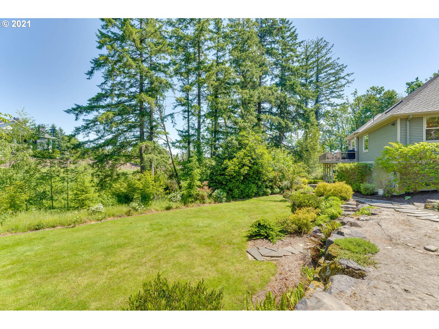 14683 Southeast Aldridge Road Happy Valley, OR 97086 - Photo 28 of 31 a view of an outdoor space and a yard