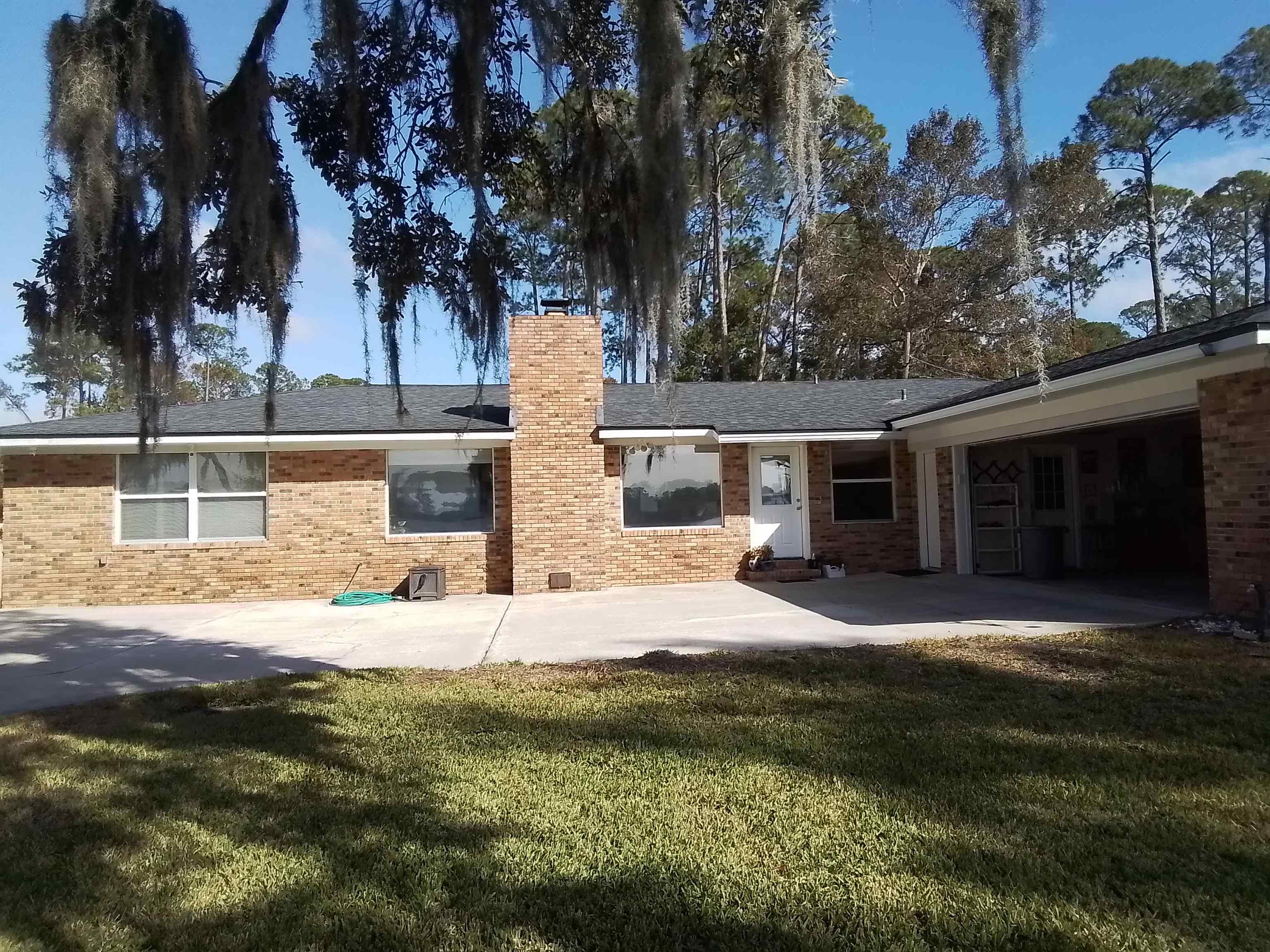 450 Broward Road Jacksonville, FL 32218 - Photo 8 of 13 a house view with a sitting space