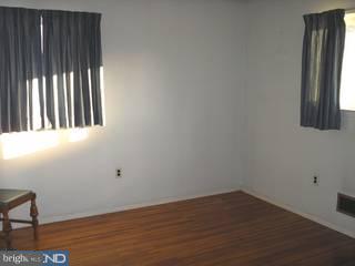59 Albemarle Road Hamilton, NJ 08690 - Photo 5 of 6