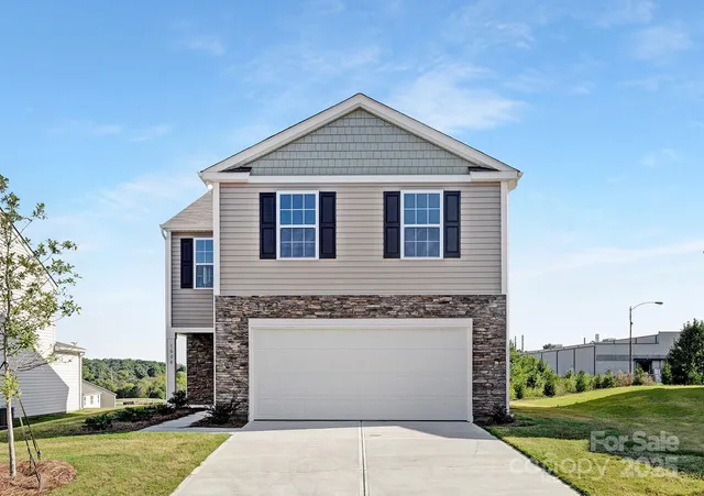 $329,000 | 1065 20th Avenue Loop Southeast, Newton, NC 28658