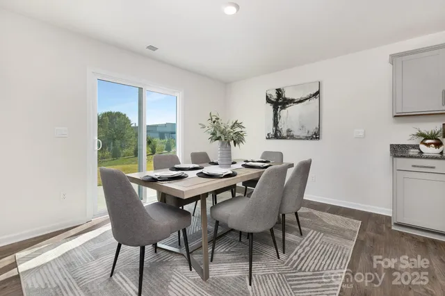 $329,000 | 1065 20th Avenue Loop Southeast, Newton, NC 28658