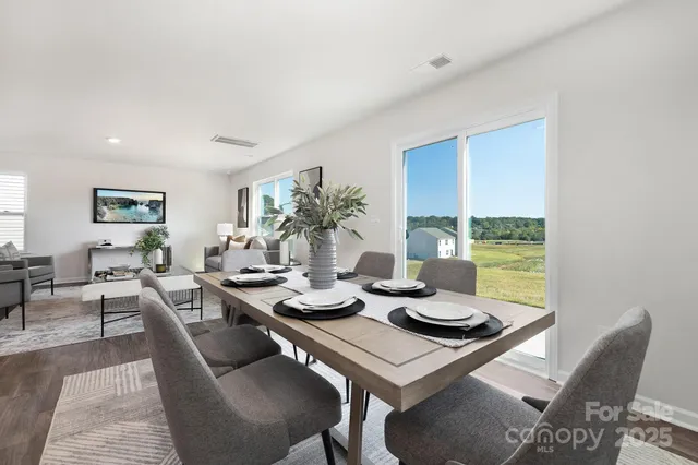 $329,000 | 1065 20th Avenue Loop Southeast, Newton, NC 28658