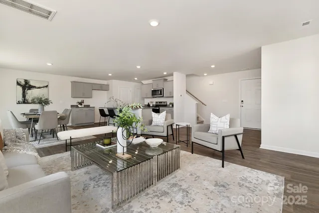 $329,000 | 1065 20th Avenue Loop Southeast, Newton, NC 28658