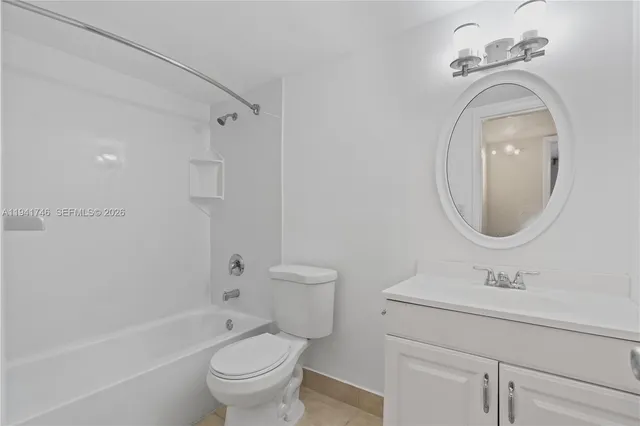 $240,000 | 8607 Southwest 68th Court, Unit 5, Pinecrest, FL 33156