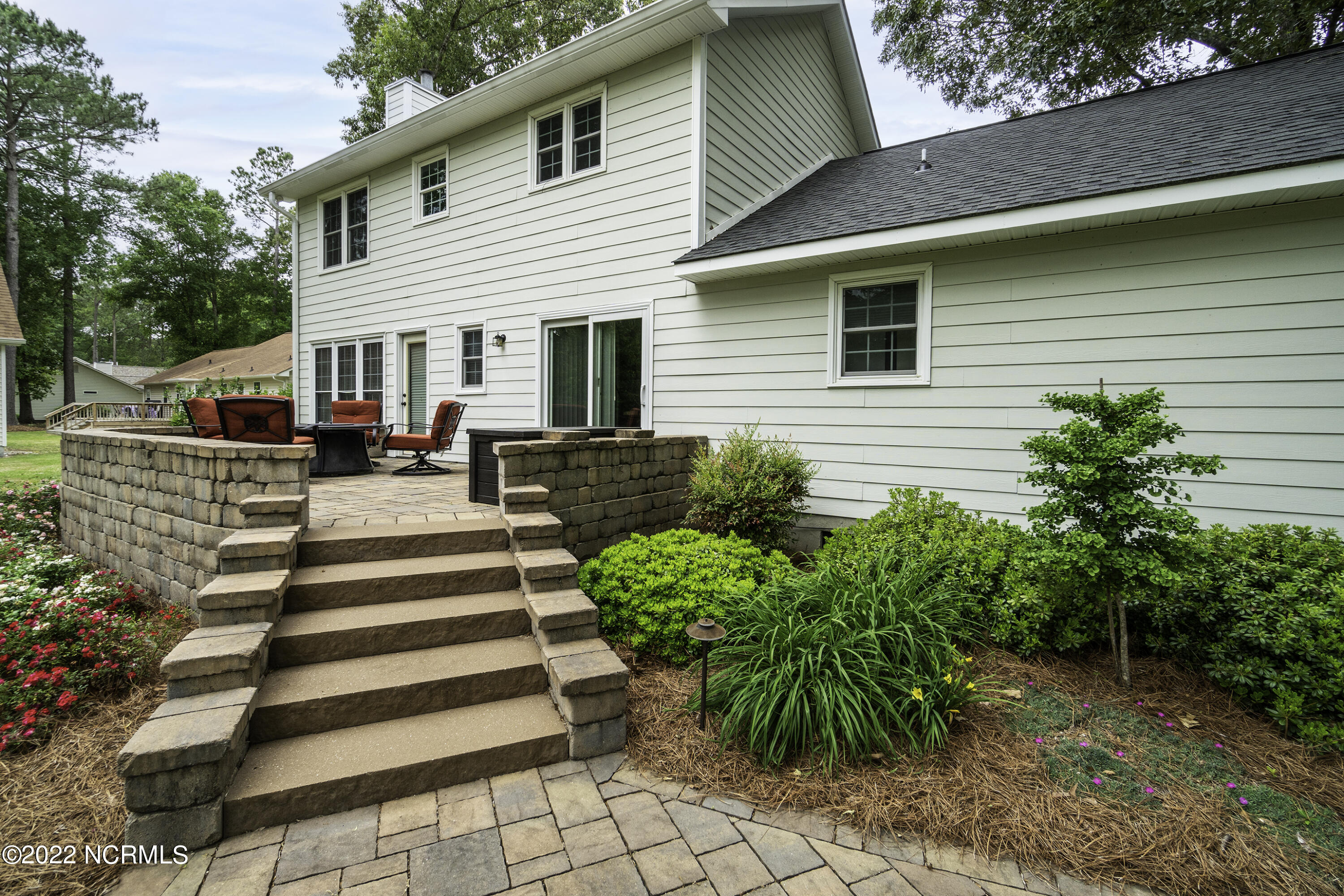 558 Deer Run Road New Bern, NC 28562 - Photo 45 of 60 Back Patio