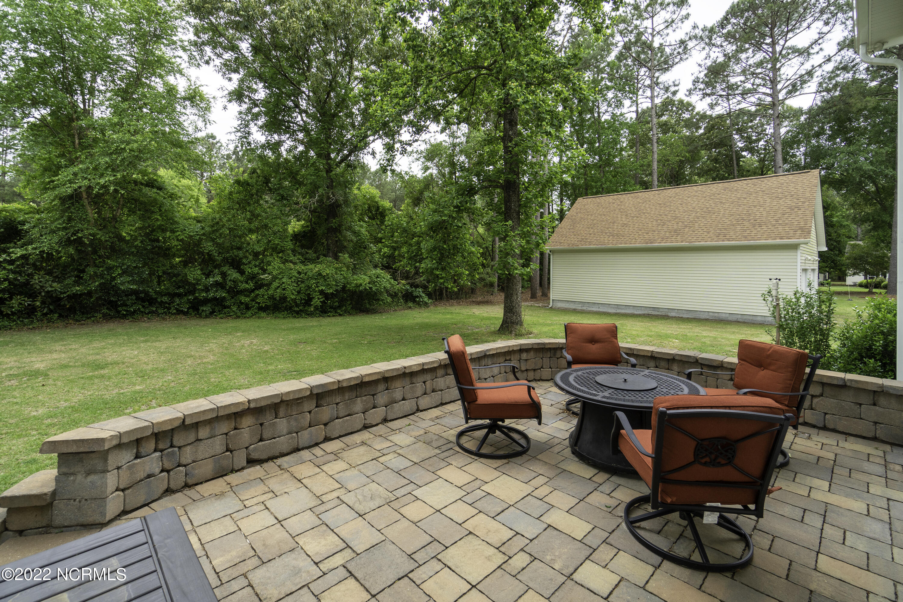 558 Deer Run Road New Bern, NC 28562 - Photo 47 of 60 Ready for Grilling & Chilling