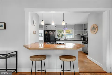 $450,000 | 110 Yewell Road, Queenstown, MD 21658