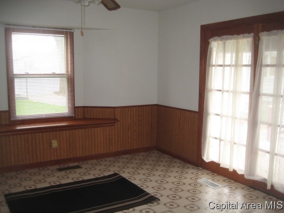 2273 East Reservoir Street Springfield, IL 62702 - Photo 4 of 6 Gallery Image 4