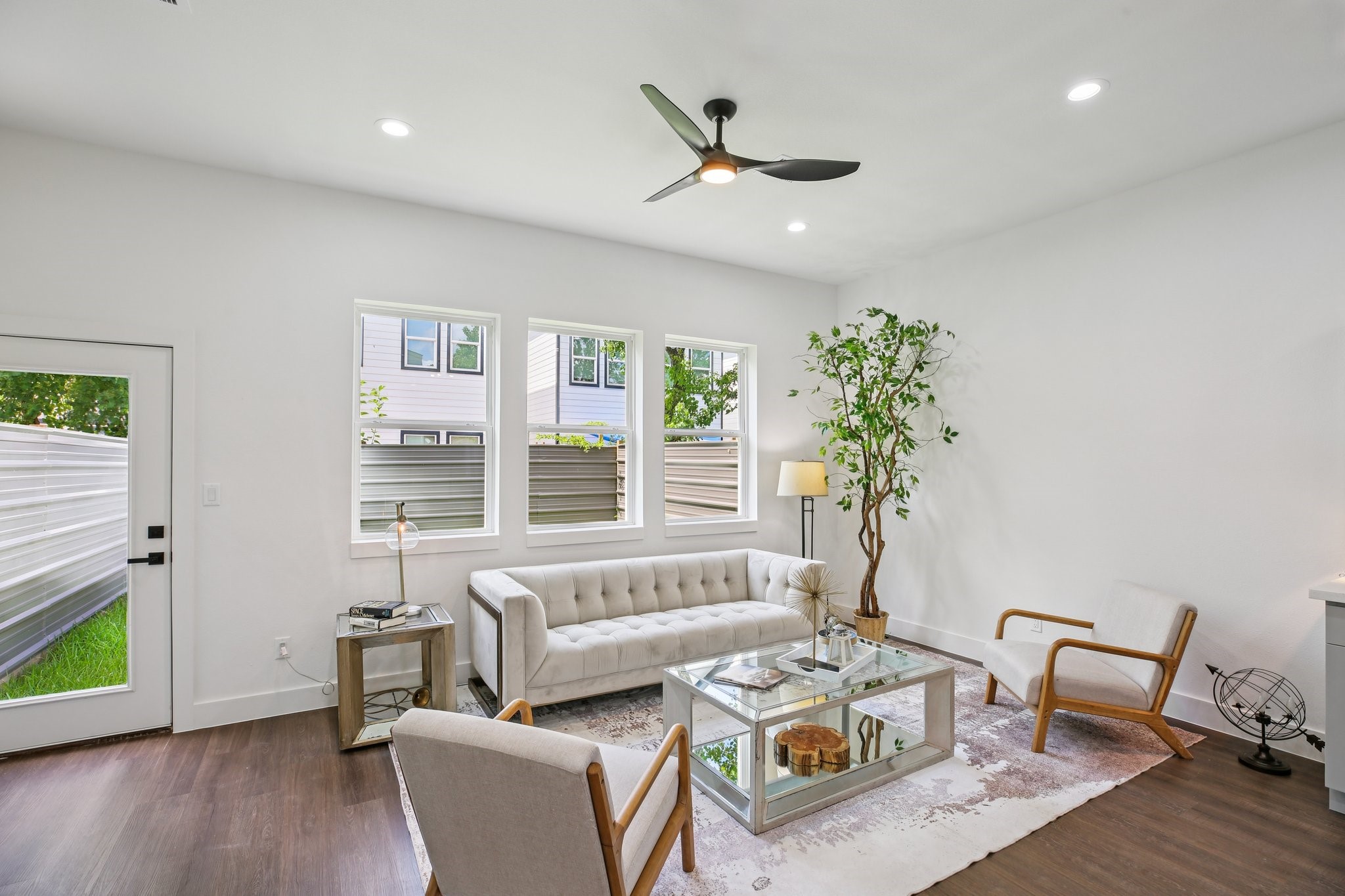 6809 Conley Street, Unit A Houston, TX 77021 - Photo 4 of 25