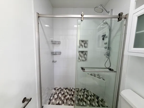 $2,400 | 104 Lakewood Drive, Unit 21C, Jupiter, FL 33458