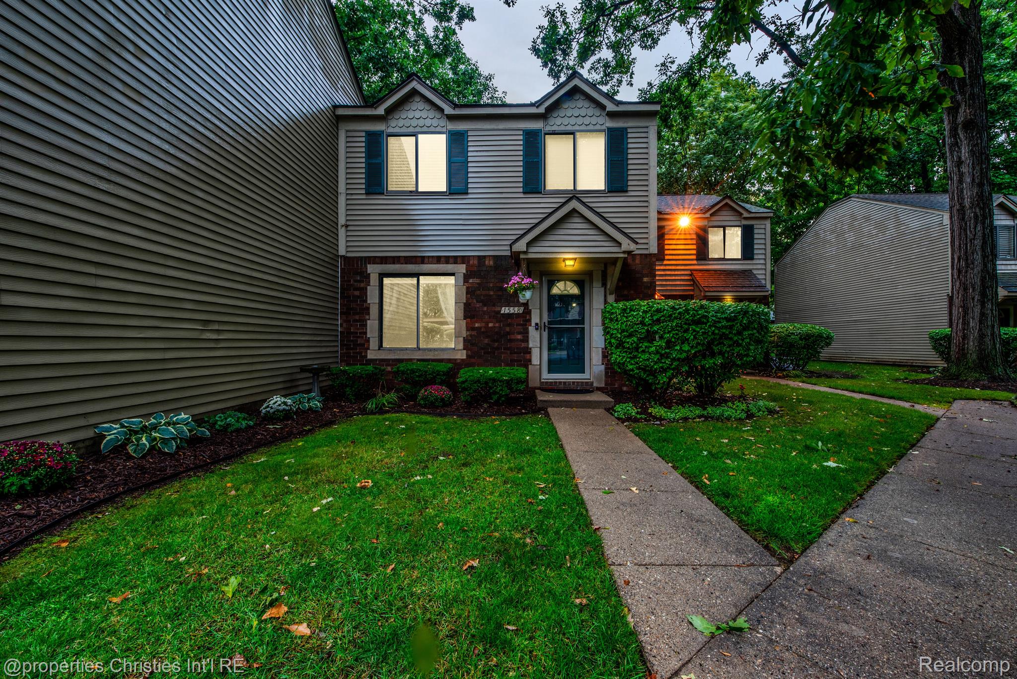 1558 Streamwood Court Rochester, MI 48307 - Photo 1 of 25 Gallery Image 1