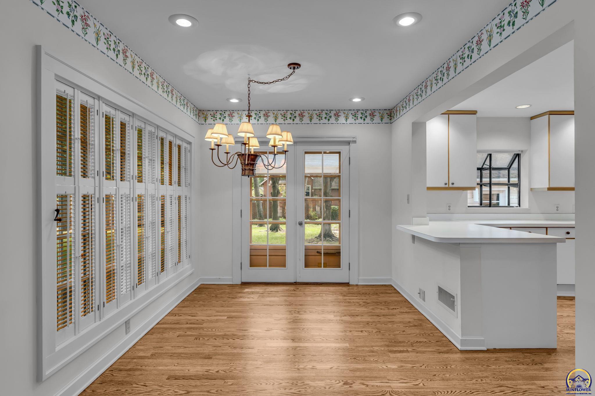 2 Southwest Westboro Place Topeka, KS 66604 - Photo 16 of 28