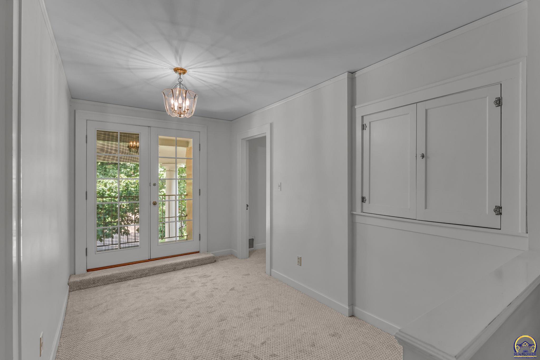 2 Southwest Westboro Place Topeka, KS 66604 - Photo 19 of 28