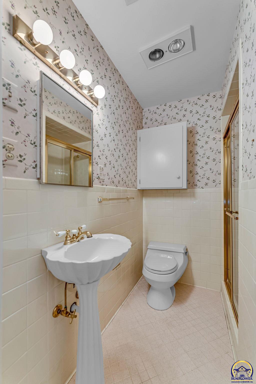 2 Southwest Westboro Place Topeka, KS 66604 - Photo 23 of 28