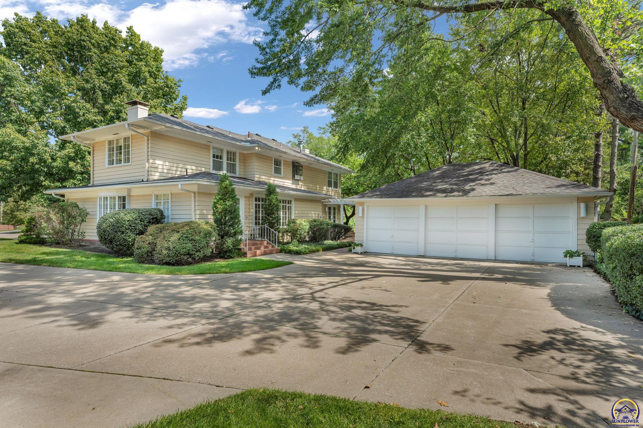 2 Southwest Westboro Place Topeka, KS 66604 - Photo 27 of 28