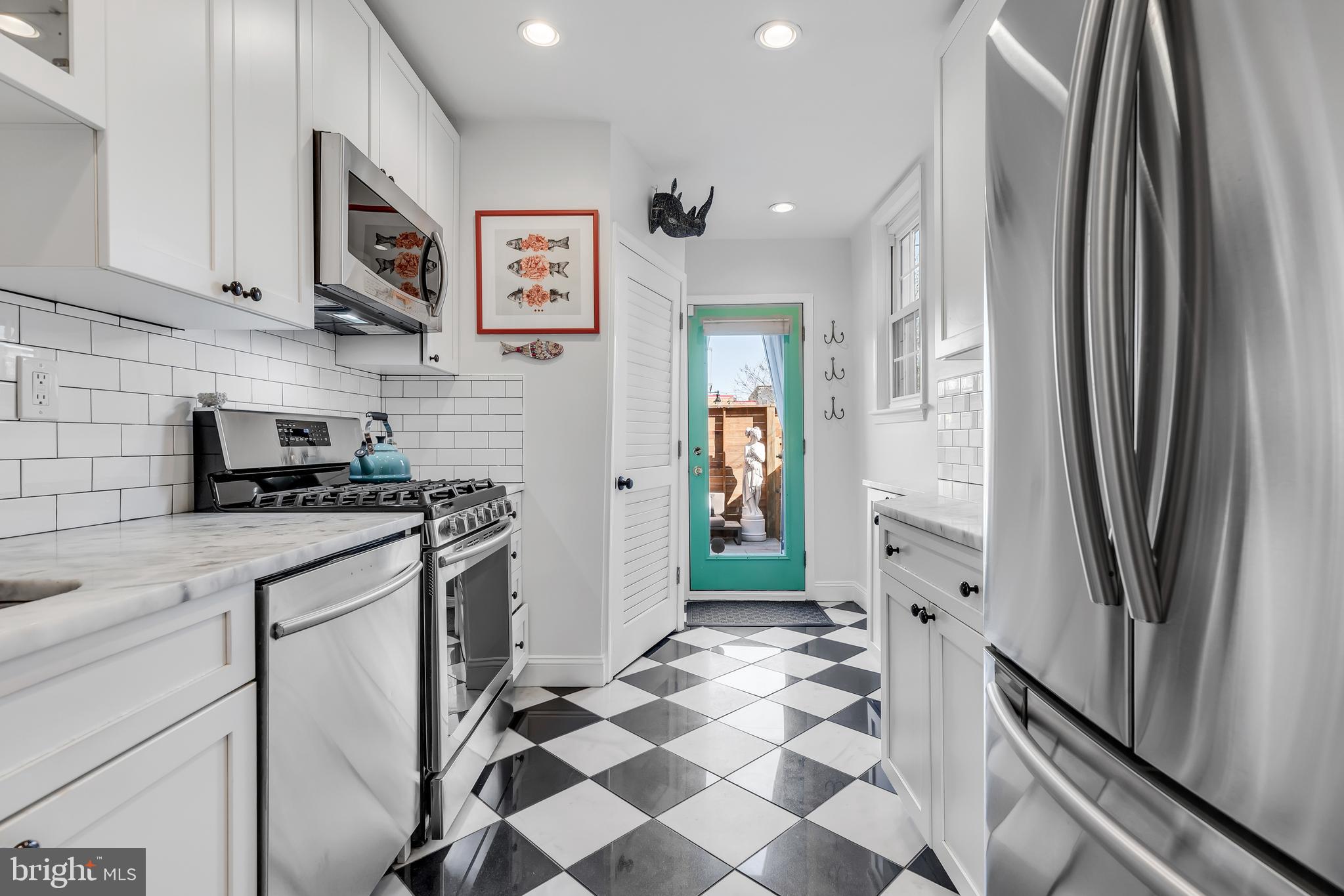 1222 Linden Place Northeast Washington, DC 20002 - Photo 7 of 22