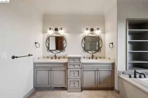 $2,475,000 | 6611 Elverton Drive, Oakland, CA 94611