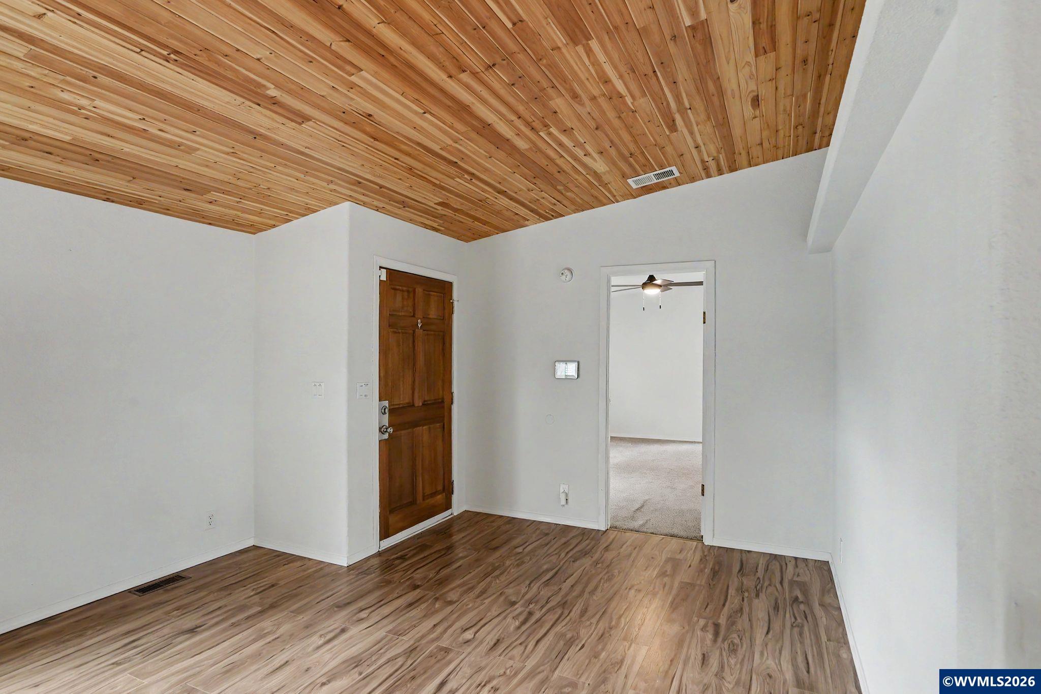 2255 Fuller Lane Lebanon, OR 97355 - Photo 8 of 36