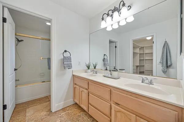 $637,000 | 110 Royalton Circle, Folsom, CA 95630