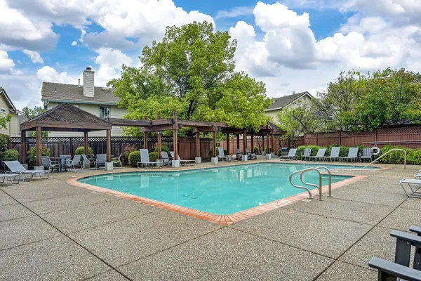$637,000 | 110 Royalton Circle, Folsom, CA 95630