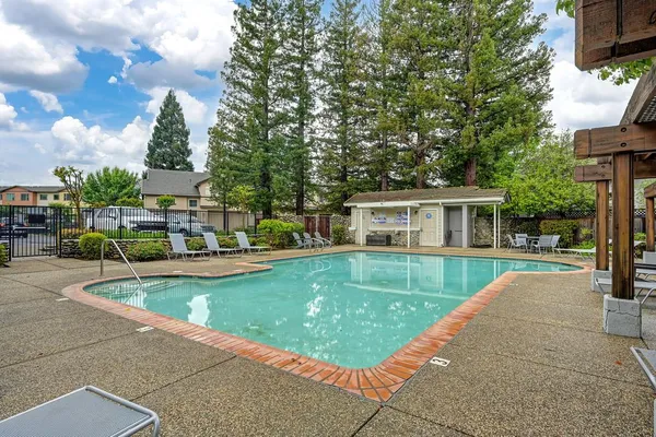 $637,000 | 110 Royalton Circle, Folsom, CA 95630