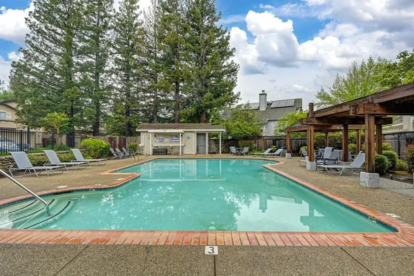 $637,000 | 110 Royalton Circle, Folsom, CA 95630