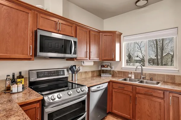 $529,900 | 35 Moore Road, Donnelly, ID 83615