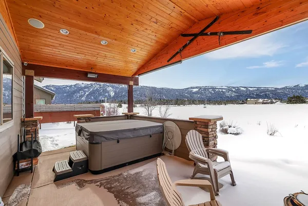 $529,900 | 35 Moore Road, Donnelly, ID 83615