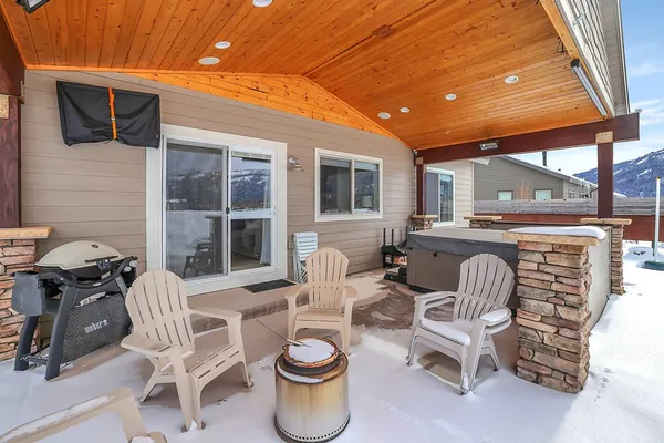 $529,900 | 35 Moore Road, Donnelly, ID 83615