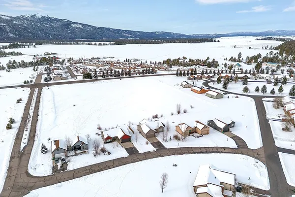 $529,900 | 35 Moore Road, Donnelly, ID 83615