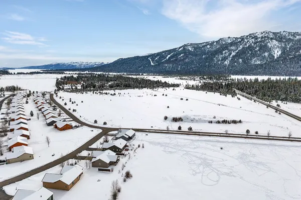 $529,900 | 35 Moore Road, Donnelly, ID 83615