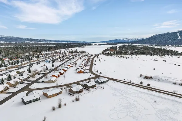 $529,900 | 35 Moore Road, Donnelly, ID 83615