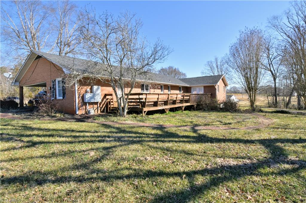 3824 Pride's Road East Bend, NC 27018 - Photo 4 of 15 Gallery Image 4