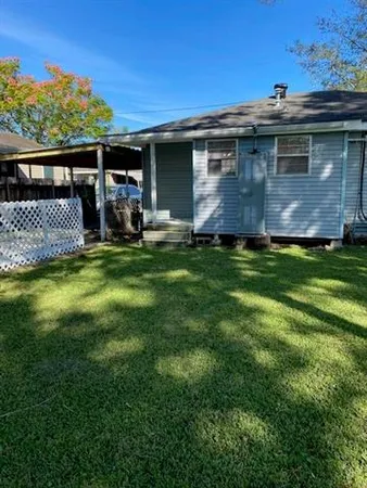 $1,520 | 320 East Avenue, Harahan, LA 70123