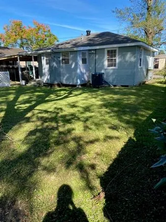$1,520 | 320 East Avenue, Harahan, LA 70123