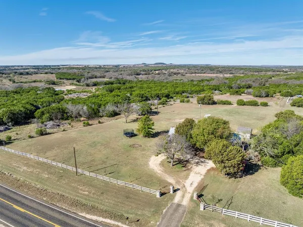 $379,000 | 7938 Farm To Market 927, Walnut Springs, TX 76690