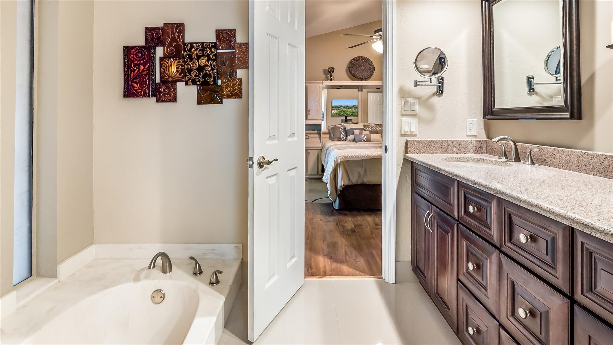 18337 104th Terrace South Boca Raton, FL 33498 - Photo 11 of 20 Separate Tub