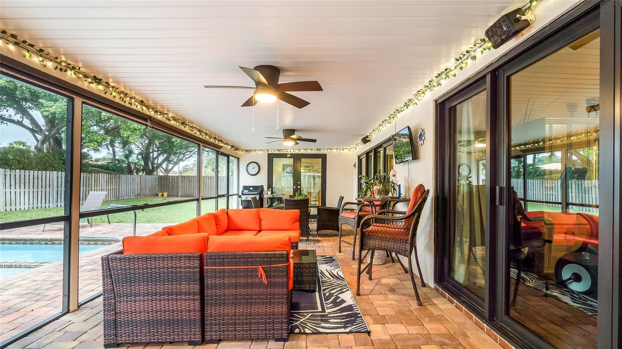 18337 104th Terrace South Boca Raton, FL 33498 - Photo 9 of 20 Outdoor Living