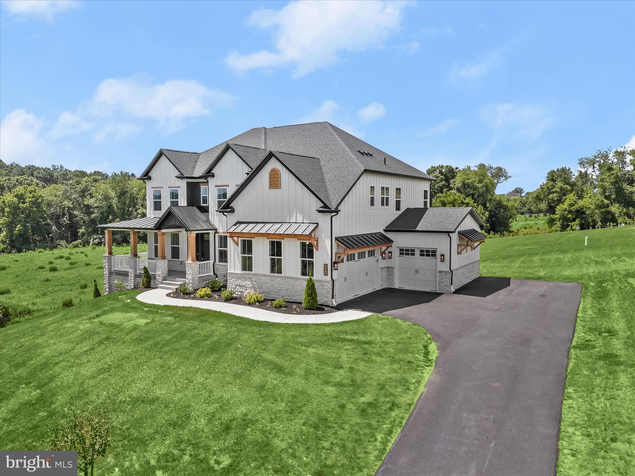 15675 Dover Road Upperco, MD 21155 - Photo 3 of 80 Side Loading Garages